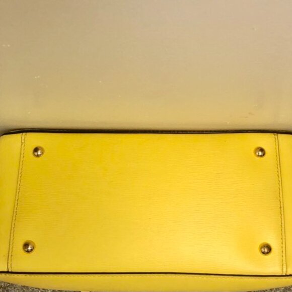 Polo Ralph Lauren Medium Yellow Purse - Picture 9 of 13